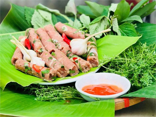 mon-ngon-ha-long-mua-he-09