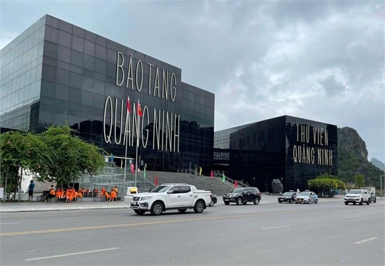 top-cac-diem-du-lich-ha-long-mua-dong-05